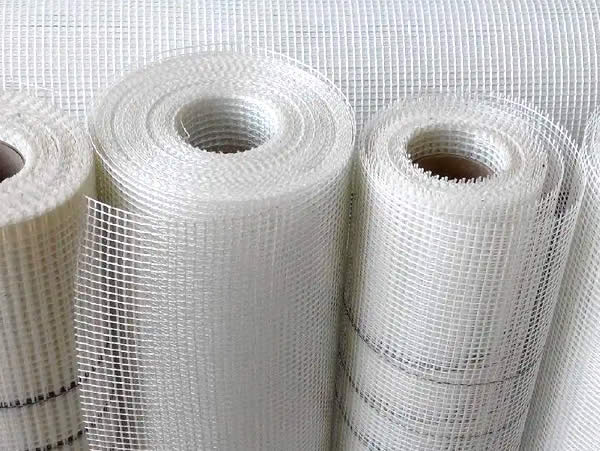 White Fiberglass Stucco Mesh 4.5 Oz